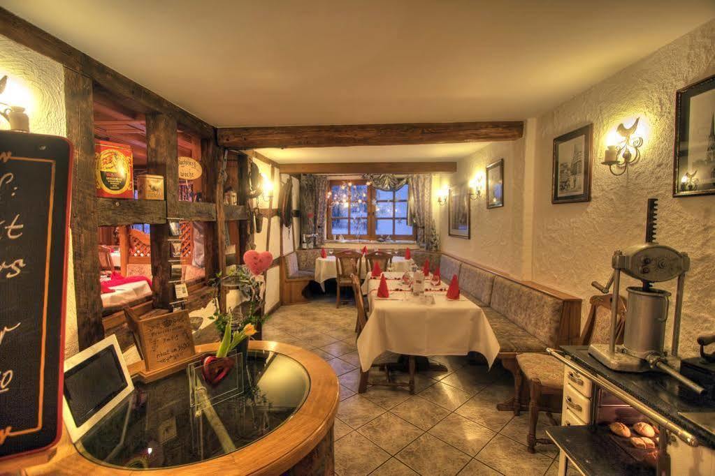 Hotel Zur Krone Ronneburg  Extérieur photo